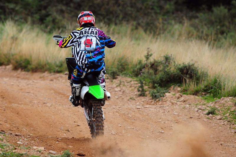 Hiroki Arai on his 2009 Kawasaki KX450F.