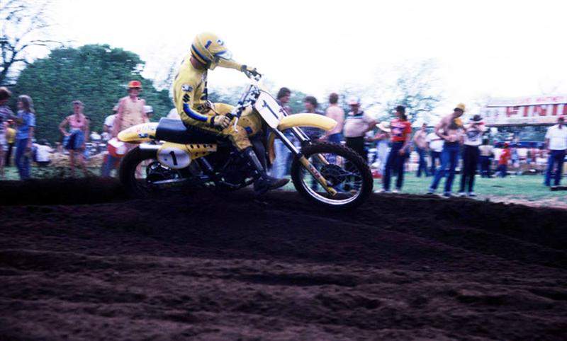 Check out Kent Howerton enjoying some loam at Lake Whitney back in 1982. “The Rhinestone Cowboy,” as he was called, owns 32 wins as a professional. Lake Whitney was always one of my favorite tracks. My first trip there was in 1984 and that finish-line bridge you seen in the background was still there.