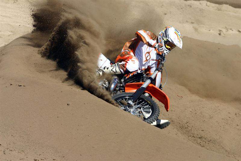 “The 125 had so much top end I couldn’t believe it. You had to clutch the crap out of it to get to the power coming out of a corner but once you hit the right RPM that thing would just scream. Going from a 50t sprocket to a 51t would make a big difference on this bike, especially for a heavier guy like me.”