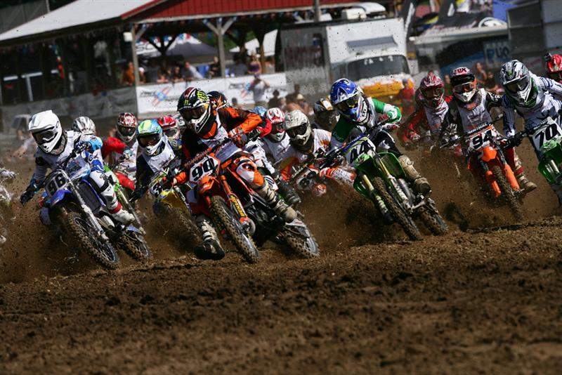 This is what it’s all about. Holding her wide open around the first turn and hoping for the best. #44 here is Minnesota’s Jeremy Martin. Jeremy’s parents own Spring Creek Raceway where his older brother, Alex, made his pro debut three weeks ago. Jeremy went 5-7-3 for fourth overall in the Supermini Class 2 division.