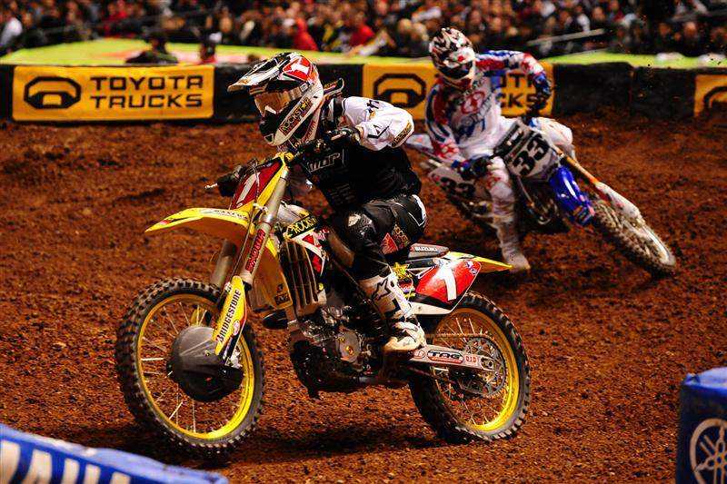 Chad Reed (1) passed Grant (33) quickly and gave valliant chase to Stewart, but Stewart held on to win. Reed was second.