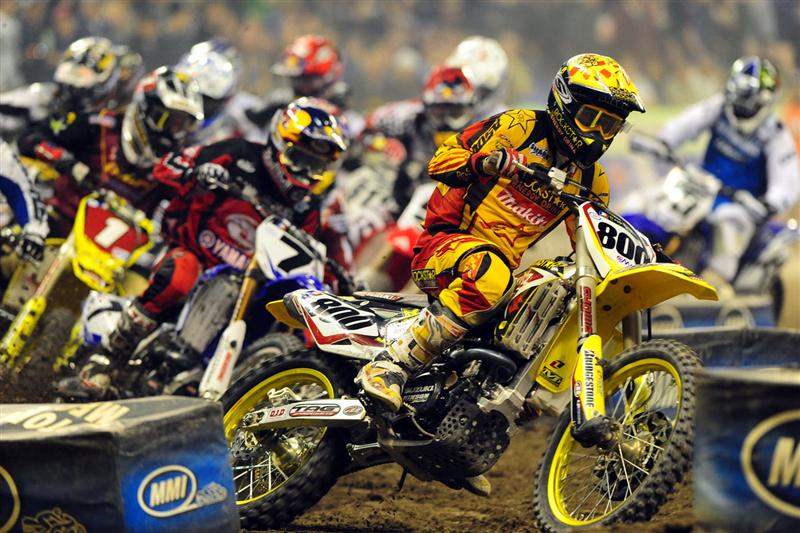 Mike Alessi grabbed yet another holeshot in the main event.