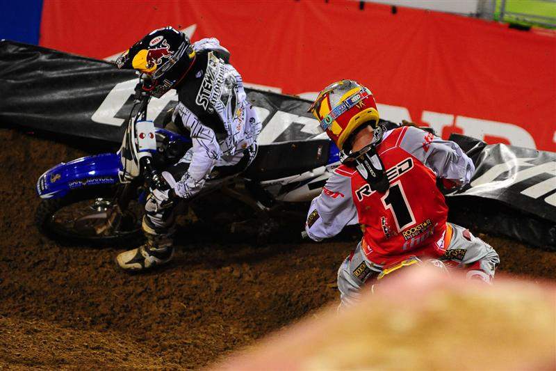 Stewart (7) finally made his pass stick on lap 15.