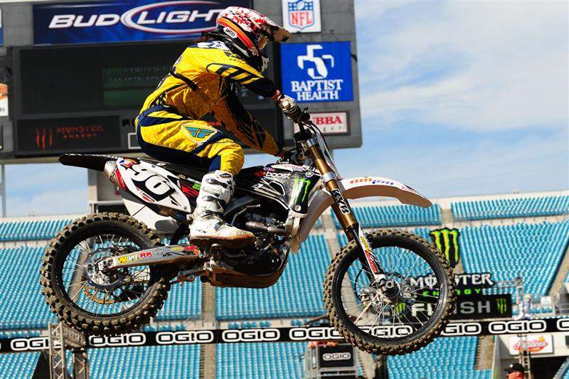 Tyler Wharton on his borrowed YZ250F. He has never ridden a Yamaha before today.