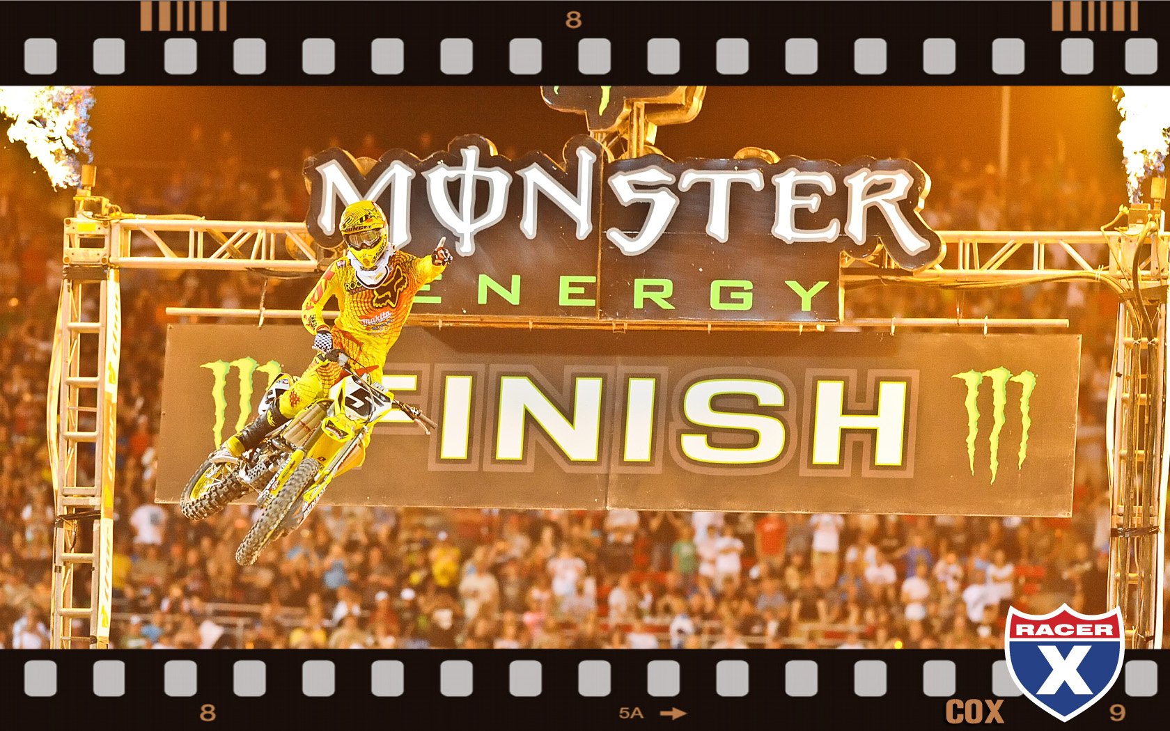 Ryan Dungey wins the main event. He has only lost in Vegas once.