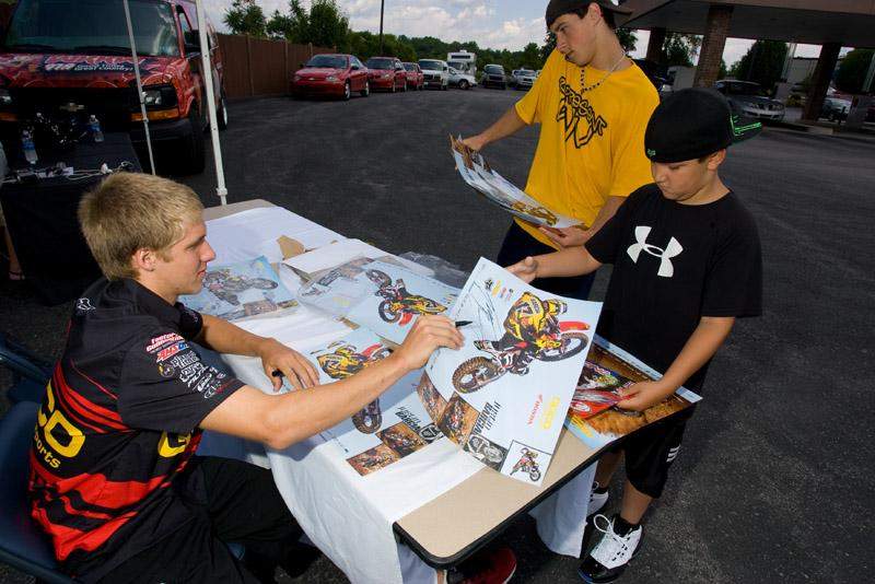 Fans were able to get their favorite riders autographs. 