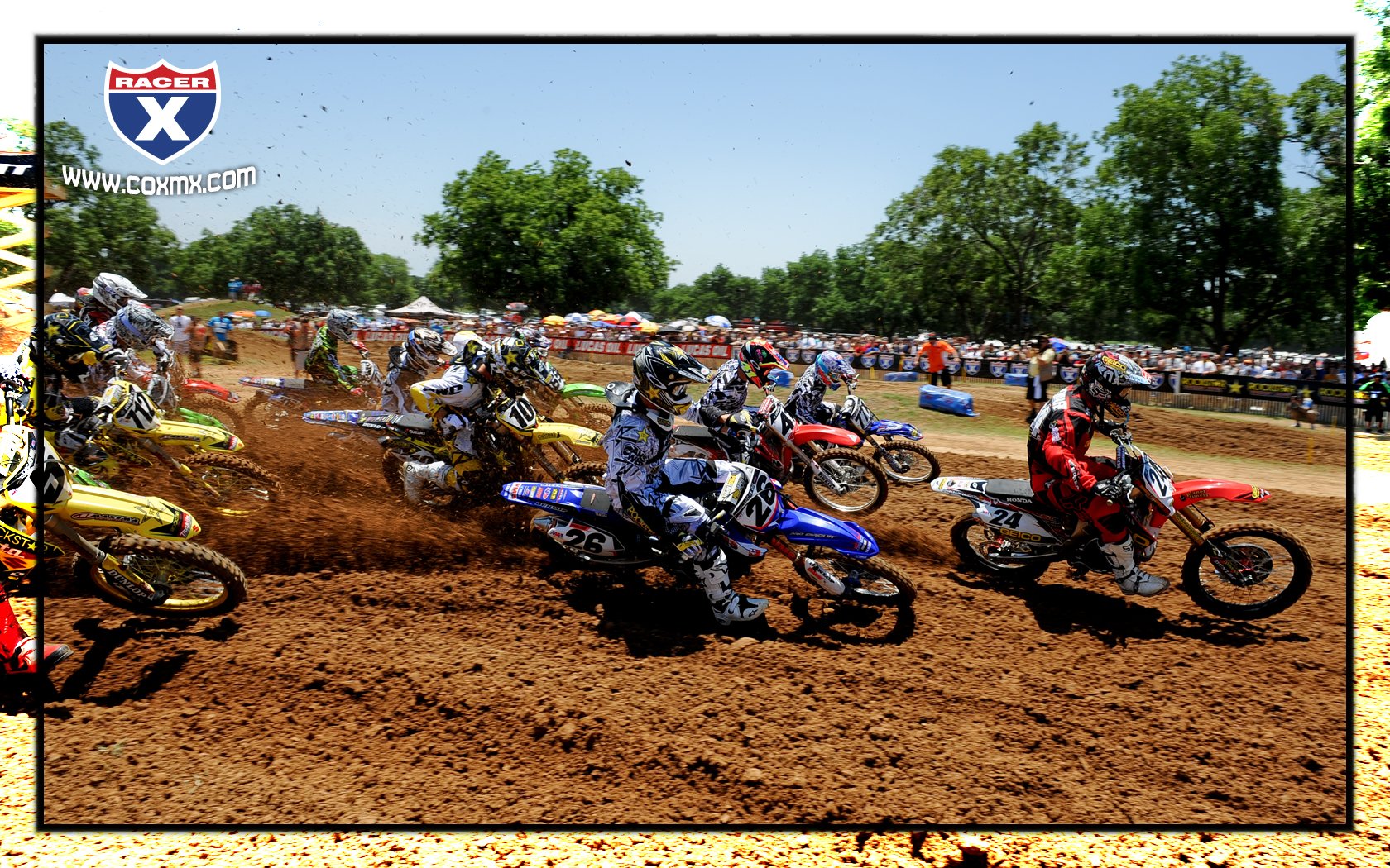 Brett Metcalfe grabs his first of two holeshots on the day.