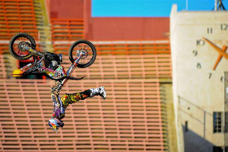 Sherwood's tricks were on point.