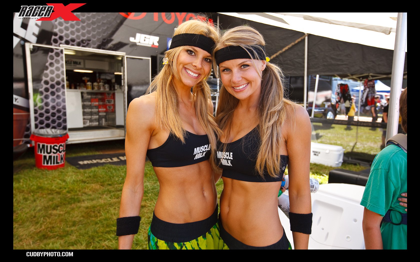 Muscle Milk Girls