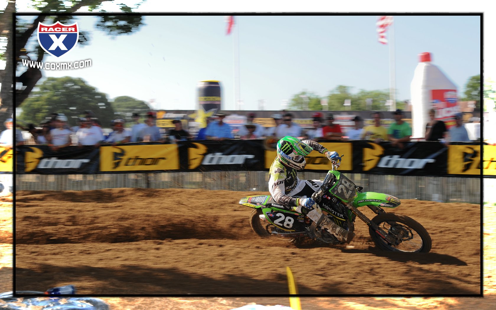 Tyla Rattray won the final moto at Freestone - the hottest moto of the year, by far.