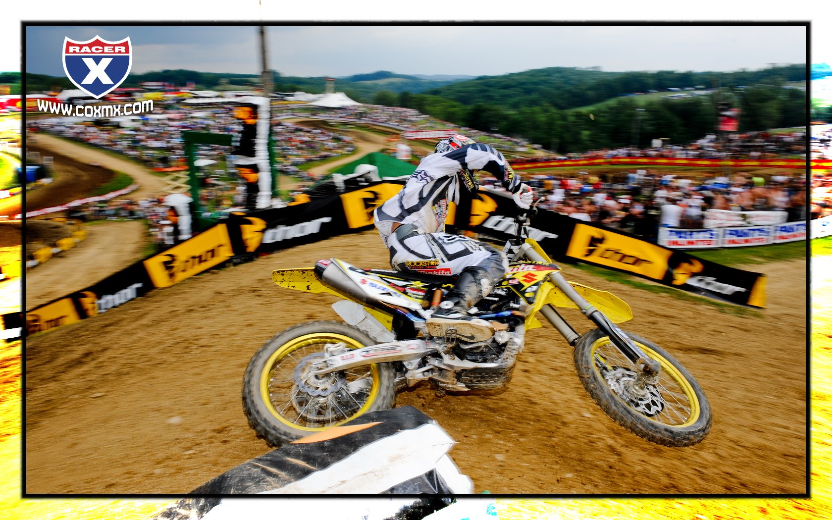 Ryan Dungey completed his second sweep in a row with a second-moto win at High Point.