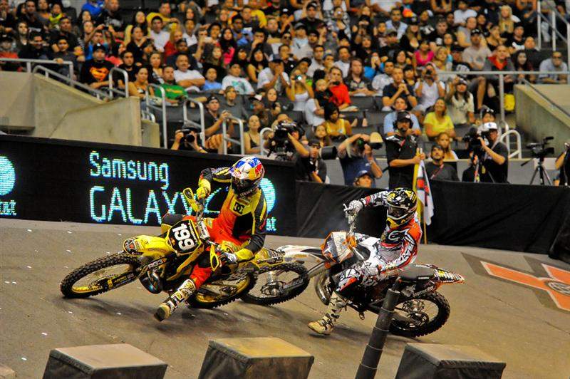 Early in their match race, Metzger pressures Pastrana.