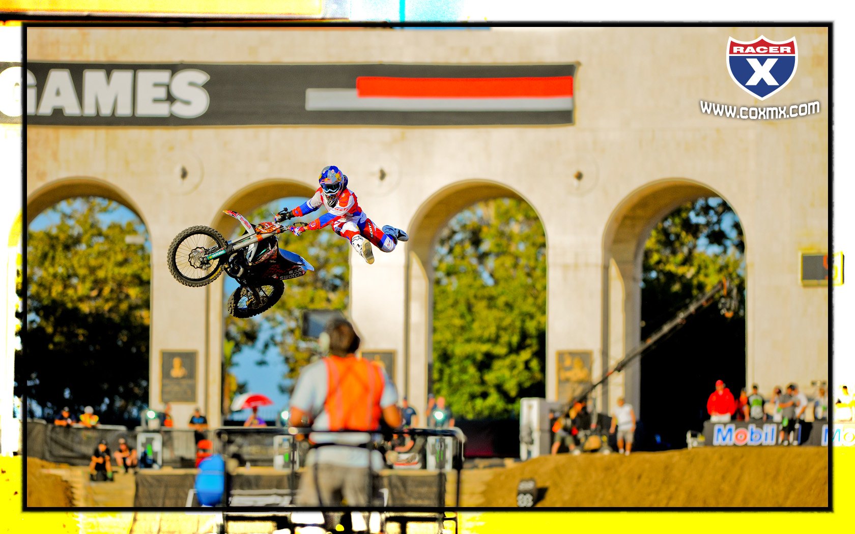 Matt Rebaud made the Freestyle finals, but finished fourth after a big fall on a flip attempt.