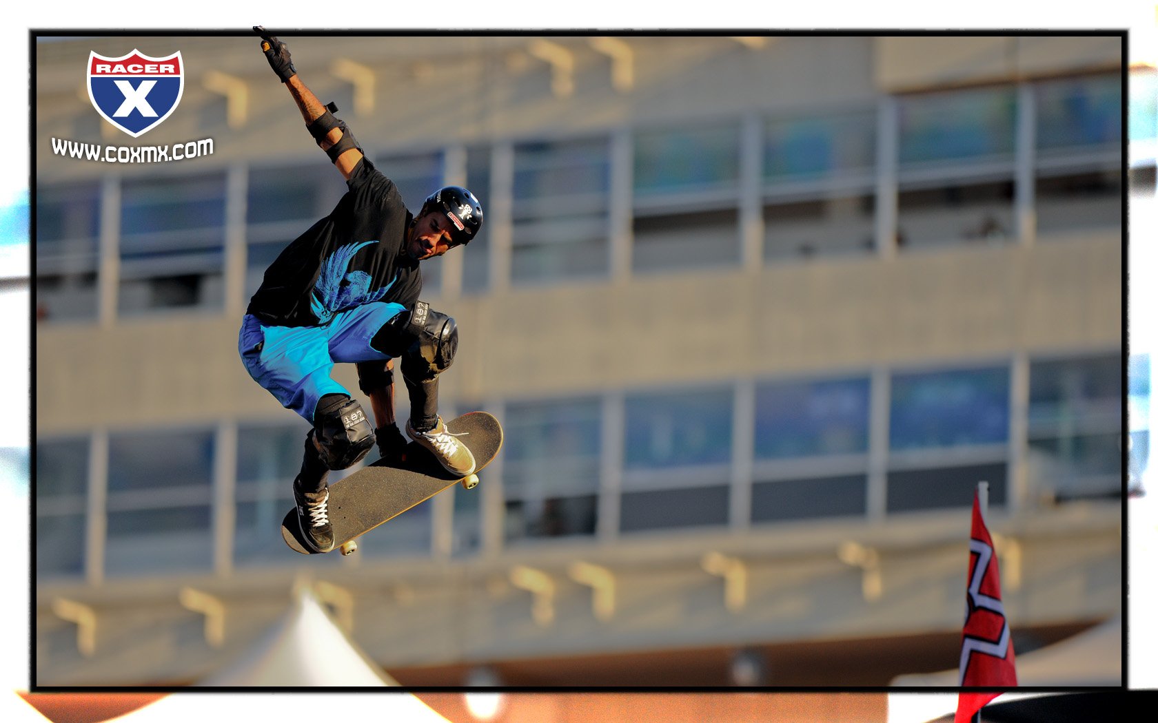 Bob Burnquist in Skateboard Big Air practice.