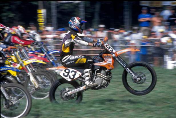 Clark Stiles bangs a holeshot.