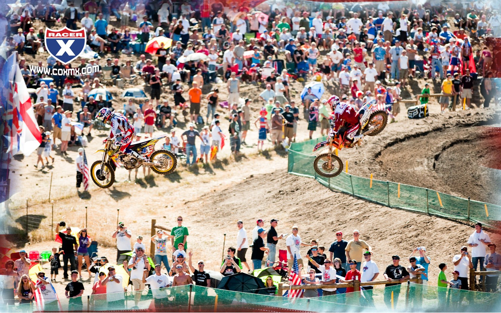 Ryan Dungey leading Cairoli