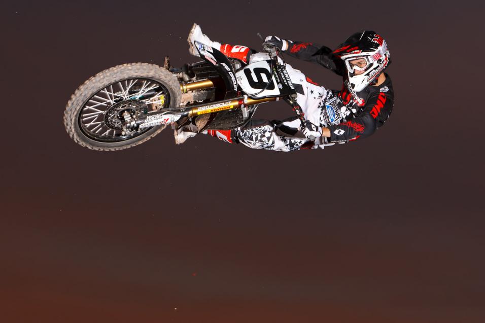 Racer X Films: Hart & Huntington Team Photo Shoot