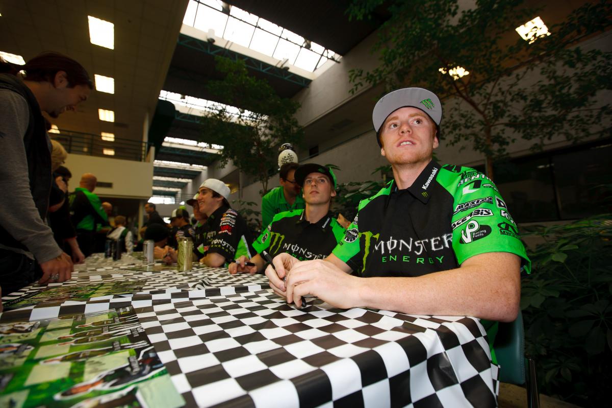 Ryan Villopoto and Jake Weimer check out the team video