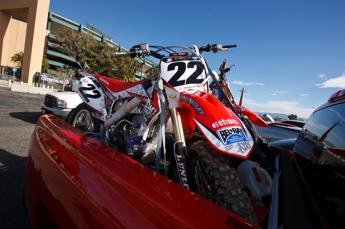 Chad Reed's bike arrives