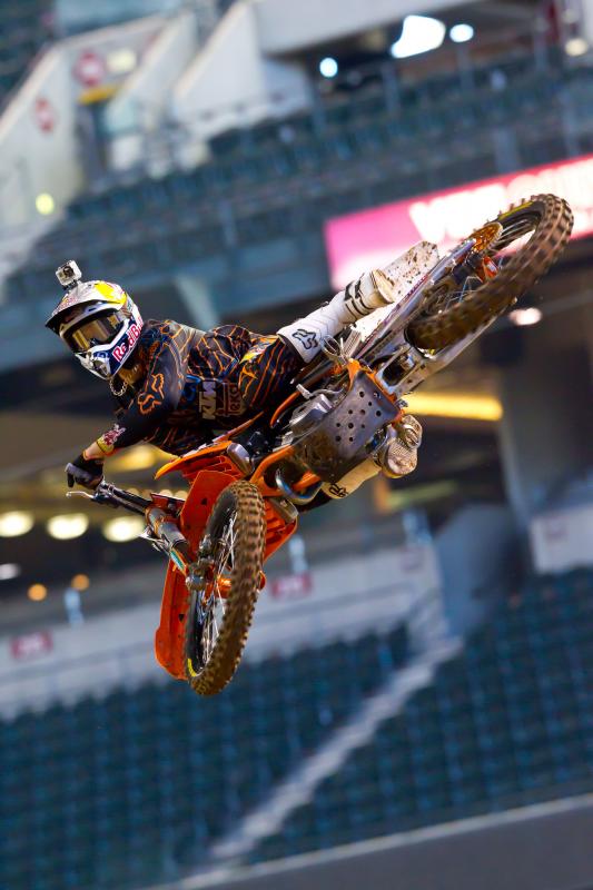 Ken Roczen scrubs in practice 1