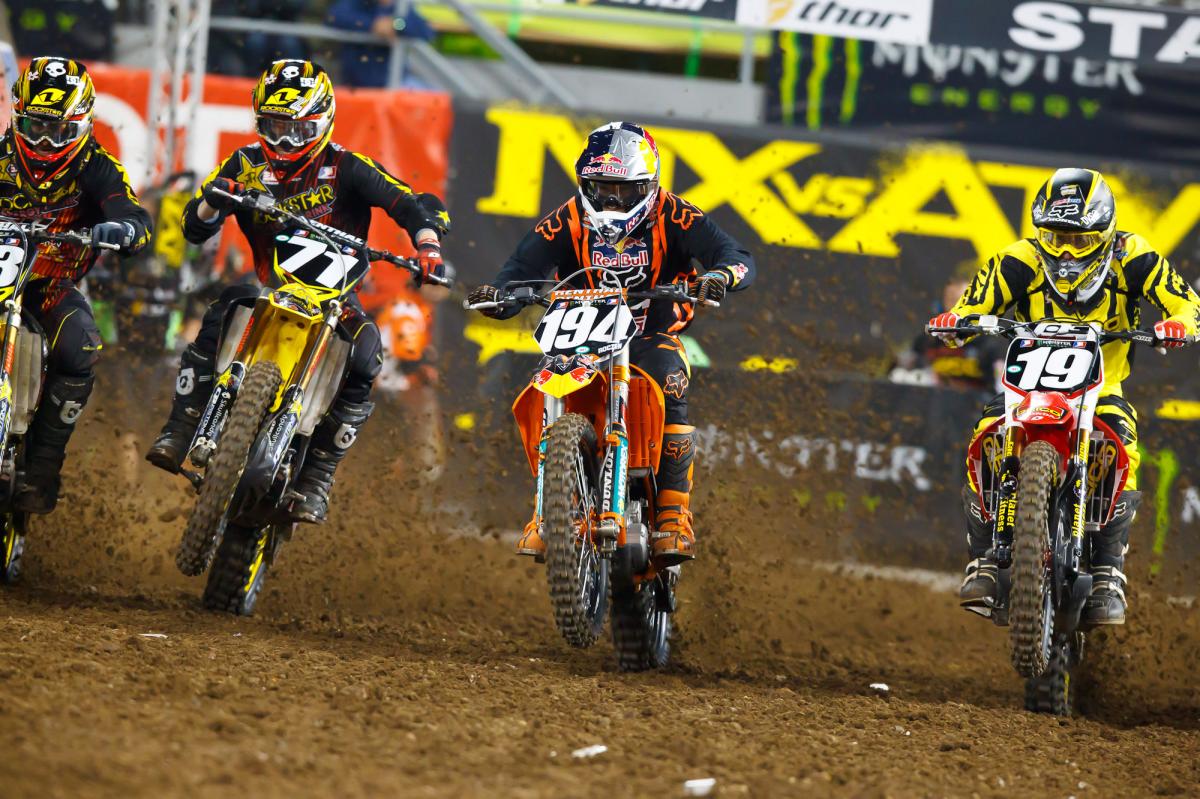 Ken Roczen off the line