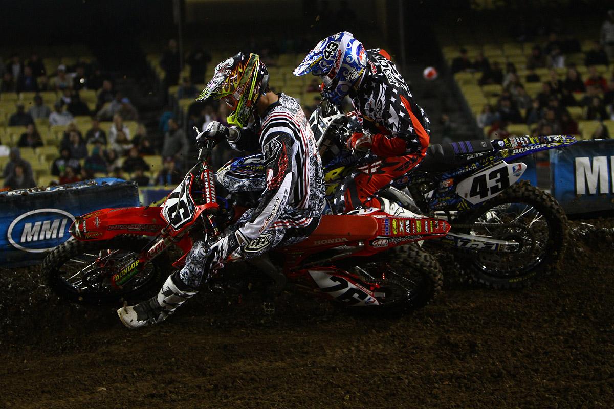 Kyle Partridge putting a nice pass on Weston Peick