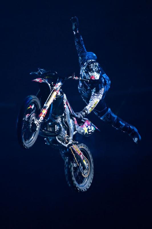 Nuclear Cowboyz - Pittsburgh, PA 01-29-2011