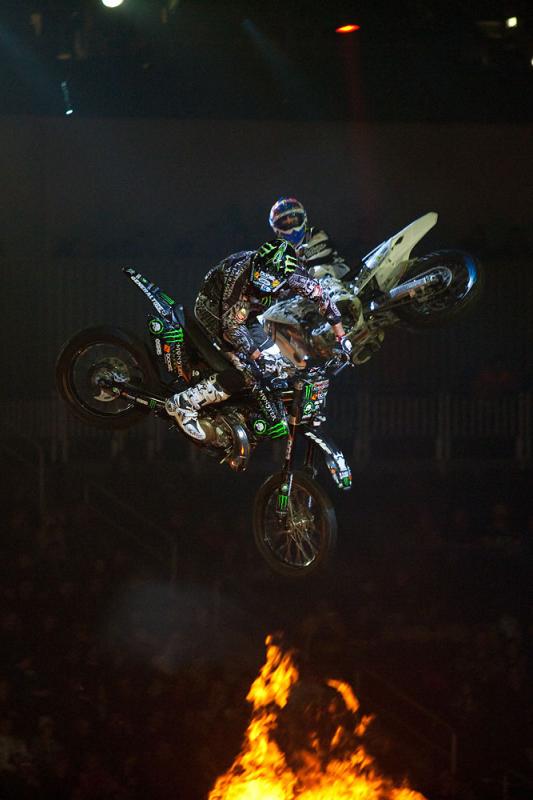 Nuclear Cowboyz - Pittsburgh, PA 01-29-2011