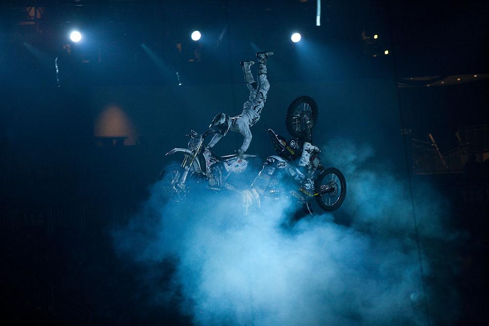 Nuclear Cowboyz - Pittsburgh, PA 01-29-2011