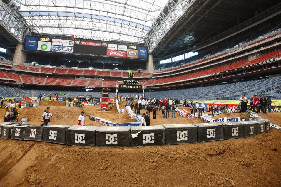 Houston SX Practice Gallery
