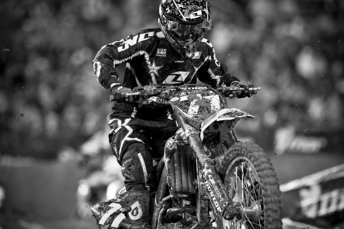 Ryan Morais would struggle in the mud, finishing the night in ninth