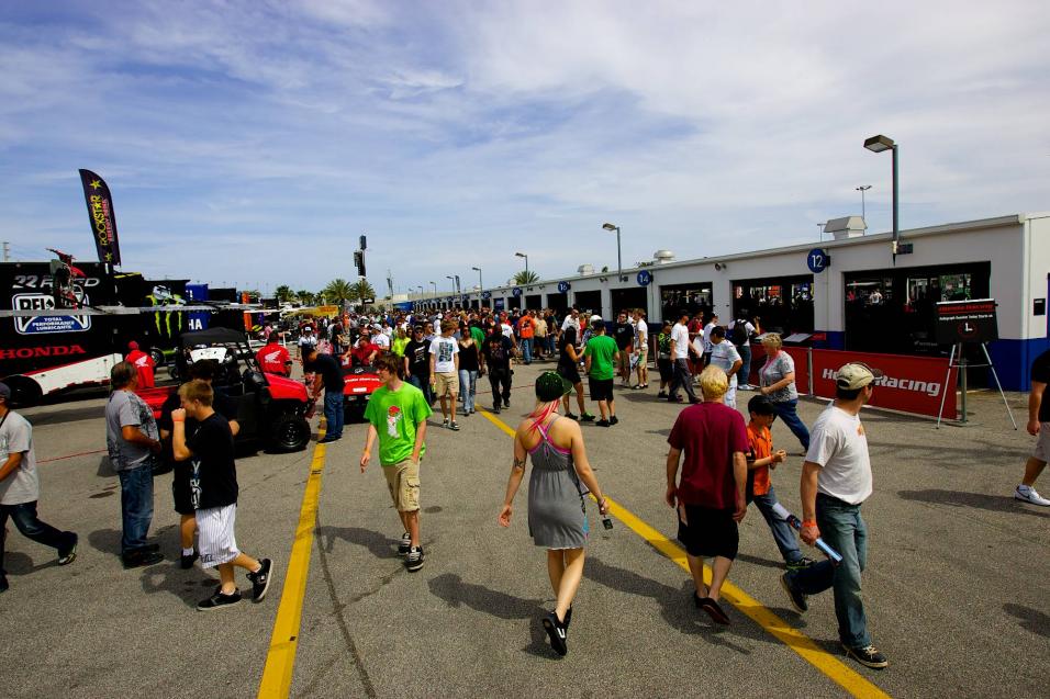 Daytona SX Pit Gallery