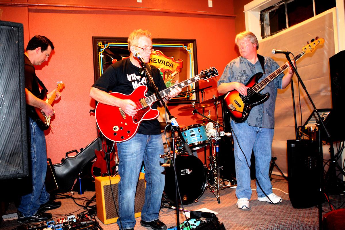 Blues Addicts at FLY sponsored party