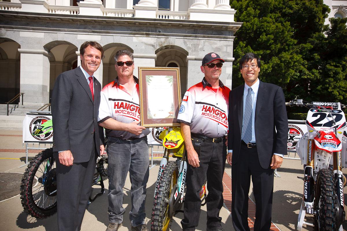 Senator Gaines and Dr.Pan with the Dirt Diggers