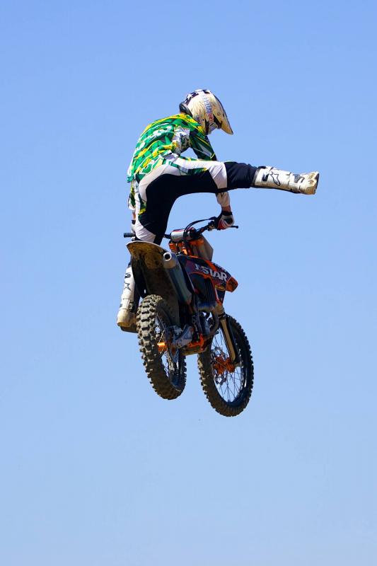 PJ Larsen. Huge one footer.