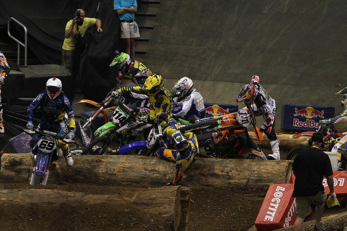 Moto X Enduro X start.