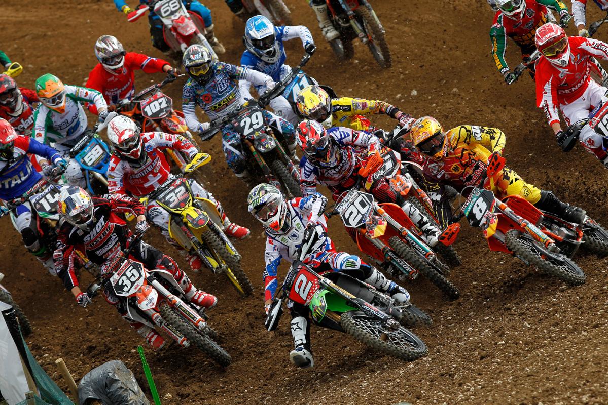 Baggett gets the early edge of Ken Roczen and Marvin Musquin