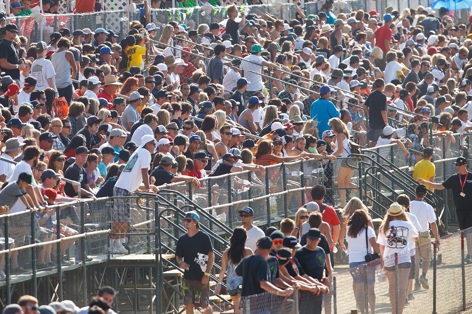 Racer X Films:  Meet The Fans With Dano