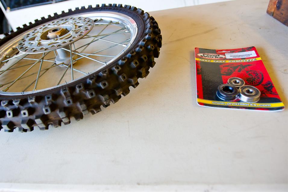 Racer X Films: Tech Tip