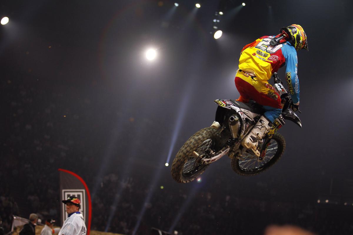 Gregory Aranda // Sarah Gutierrez