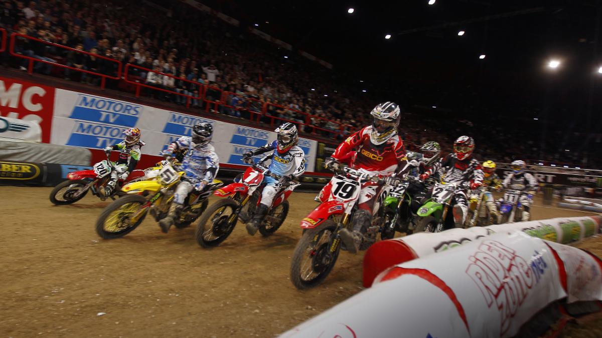 Barcia and company battle for the holeshot