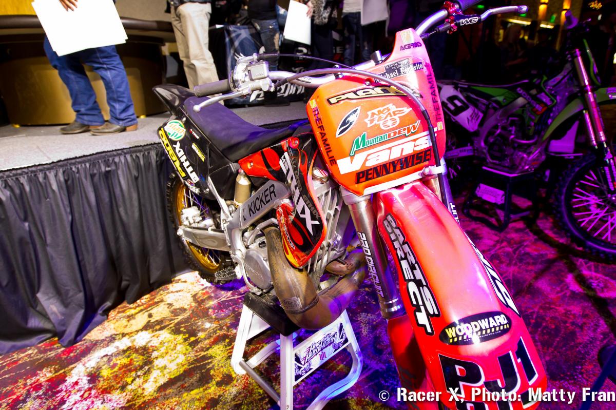 Hart's back flip bike