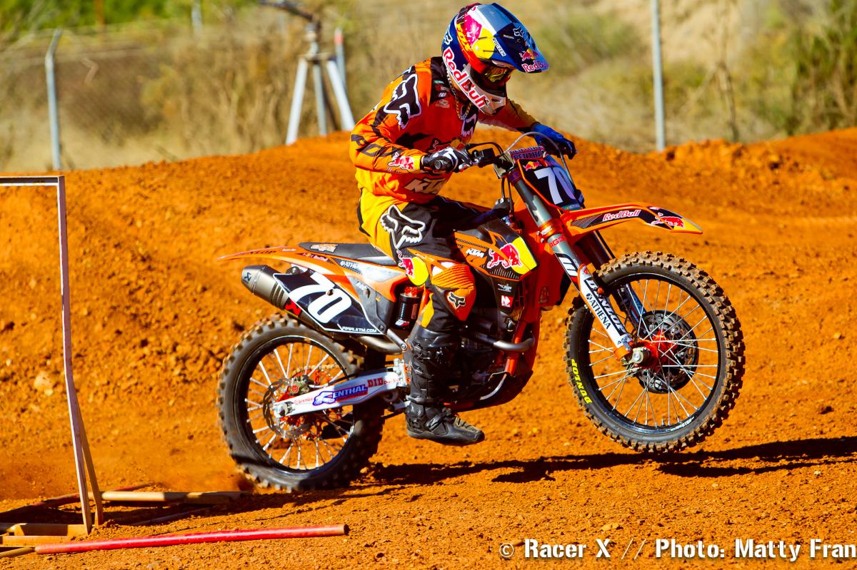 Ken Roczen practicing starts