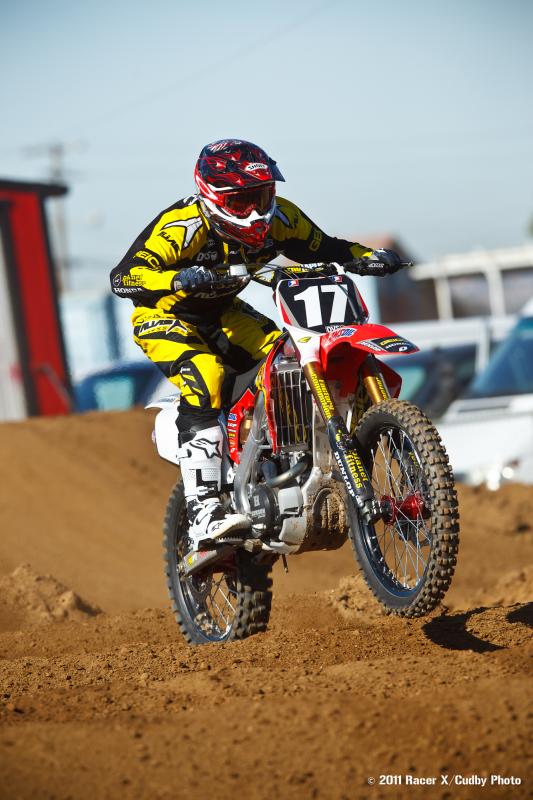 Tomac-StarwestDec-2011-Cudby0002