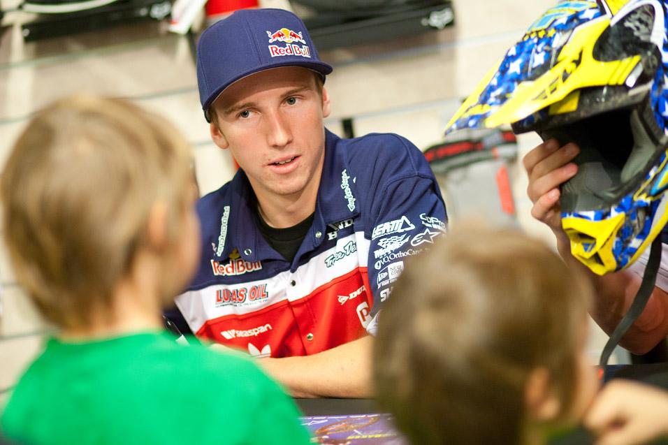 Racer X Films: Phx - Cole Seely