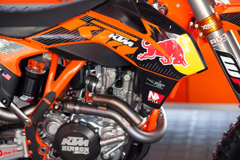 Racer X Films: Phx -  Roger DeCoster