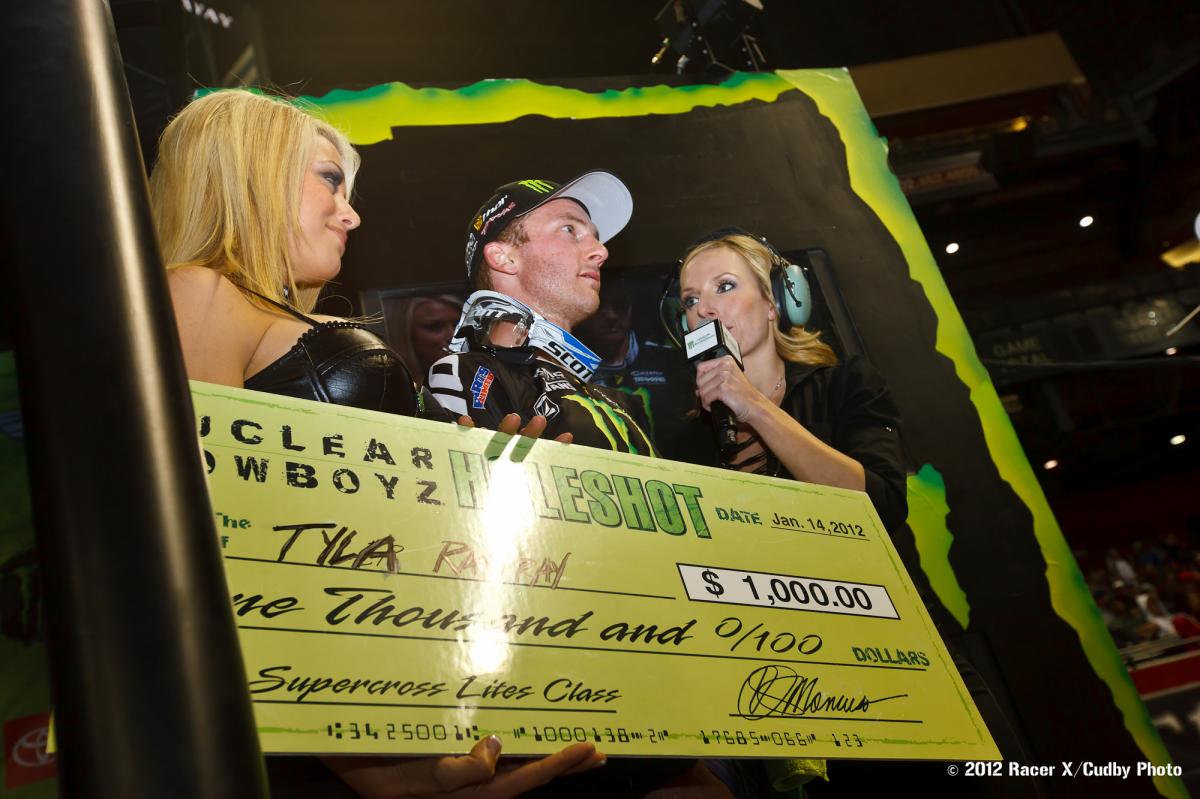 Tyla Rattray's holeshot award