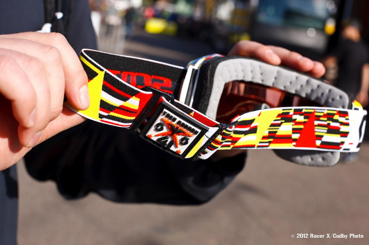 Trey Canard's new Scott goggles