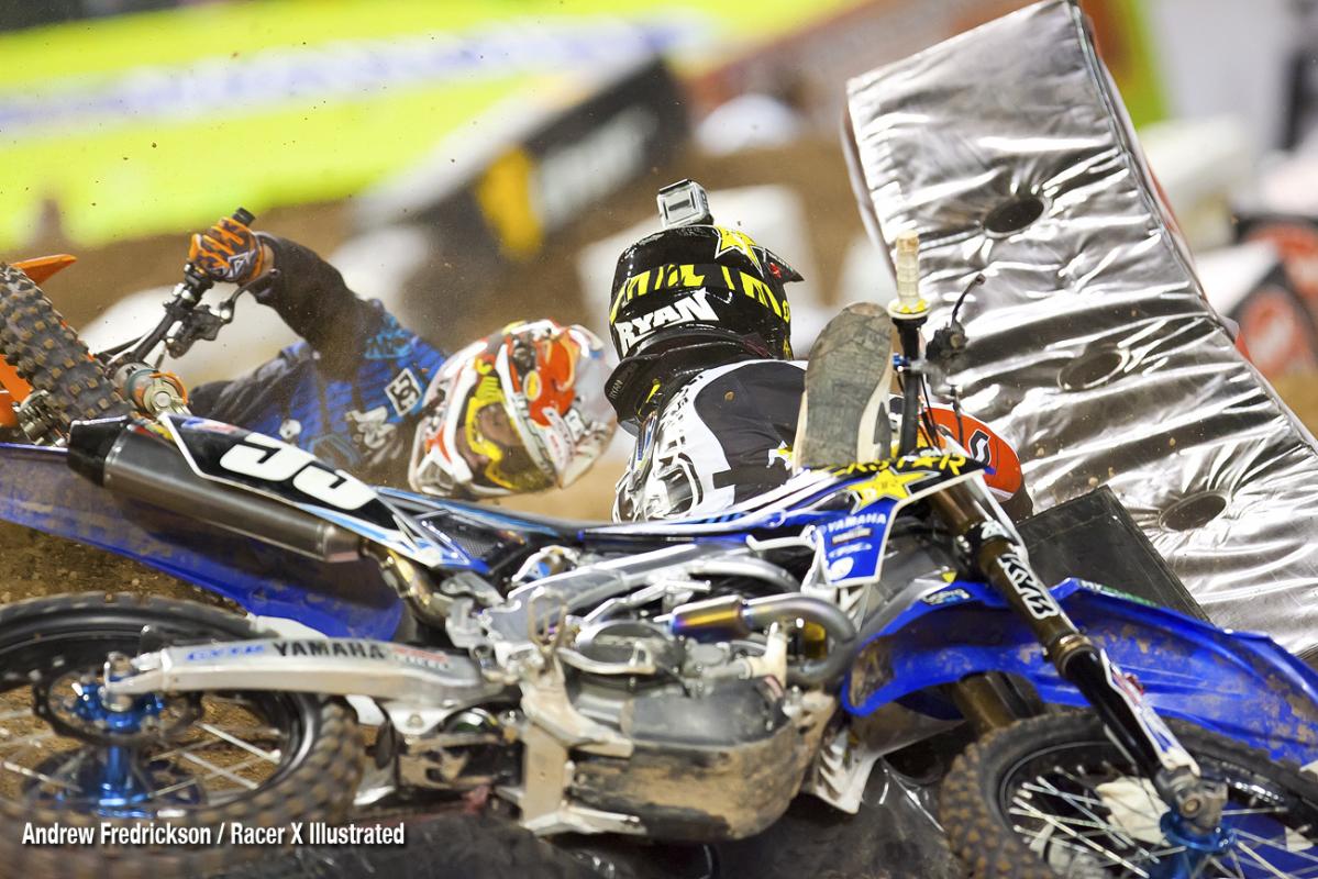 Sipes and Moss crash in LCQ