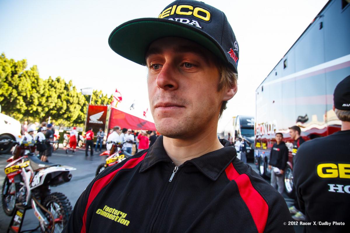 Uncomfortably close Wil Hahn photo...